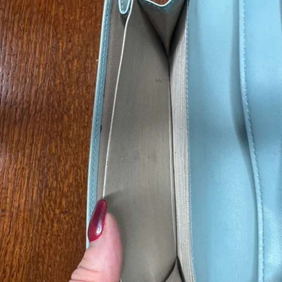 Gucci Robin’s Egg Blue Microguccissima Leather Jackie long wallet - Picture 7 of 16